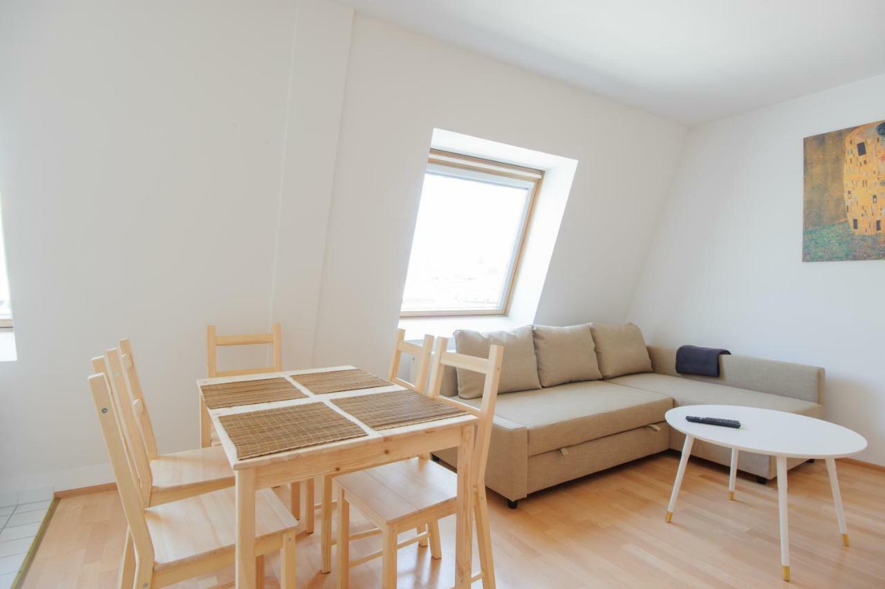 Central Living Apartments - Rathaus Βιέννη Εξωτερικό φωτογραφία
