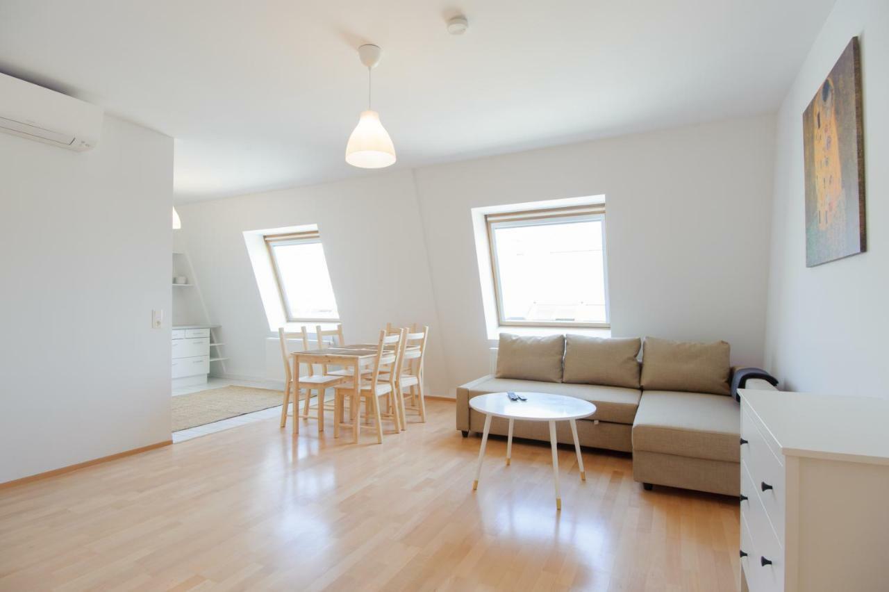 Central Living Apartments - Rathaus Βιέννη Εξωτερικό φωτογραφία